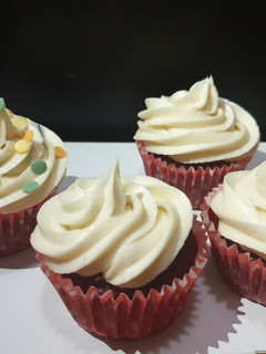 Una foto de Cupcakes de red velvet