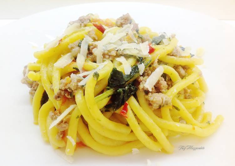 Bigoli con ragù d'anatra e catalogna