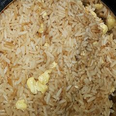 A picture of Garlic egg rice.