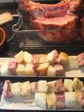 Banderillas de jamón asado, melón y tortilla