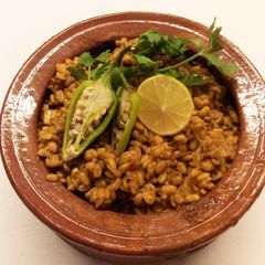 A picture of Maash ki daal.