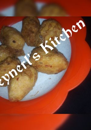 A picture of YamBalls.