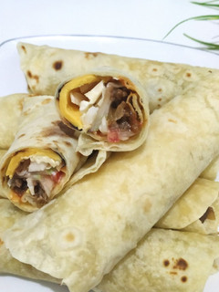 Foto resep Cheesy Beef Tortilla Wrap