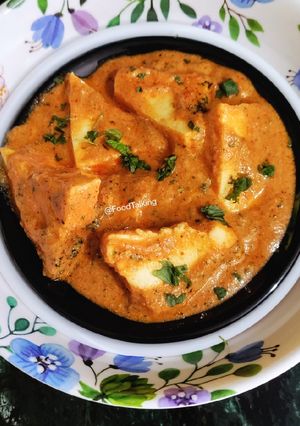 A picture of Paneer Butter Masala (no onion, garlic).