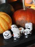 Cute marshmallow ghost 👻