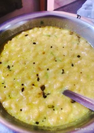 A picture of Kadhi.