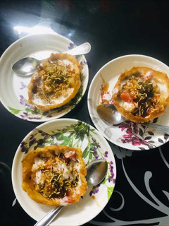 कटोरी चाट (Katori Chaat recipe in Hindi) रेसिपी मुख्य फोटो