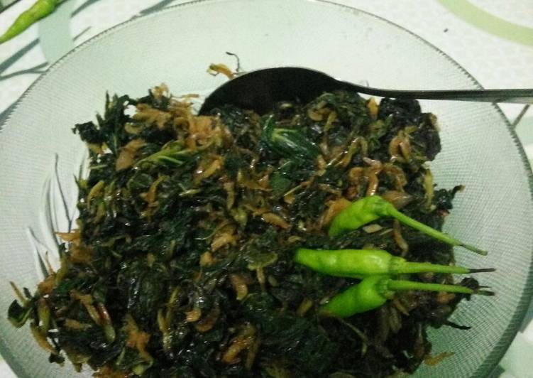 Langkah Mudah untuk Membuat Oseng daun kates dan singkong, Menggugah Selera