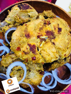 A picture of Chicken lahori chargha.