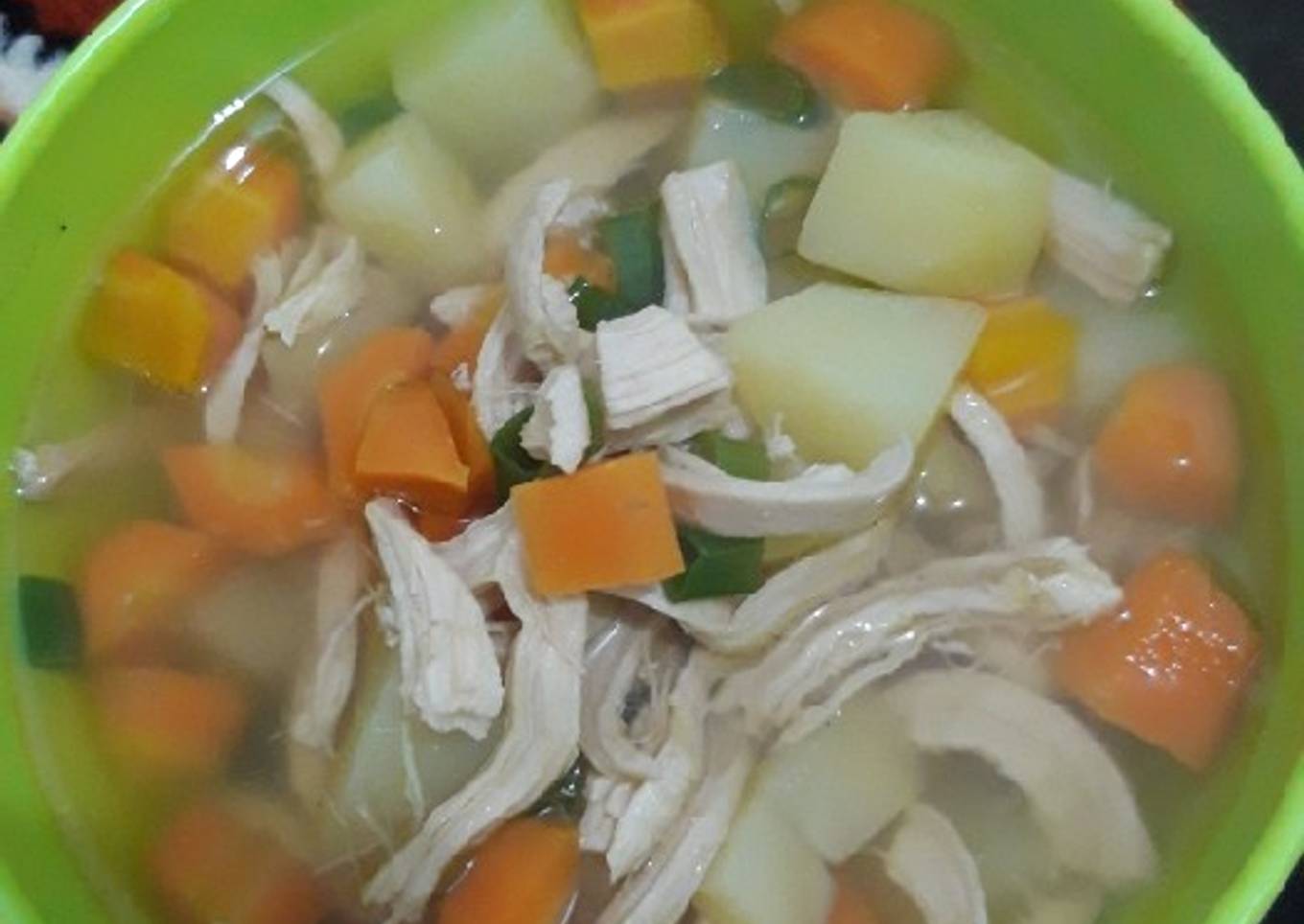 Sop ayam untuk pasangan baru