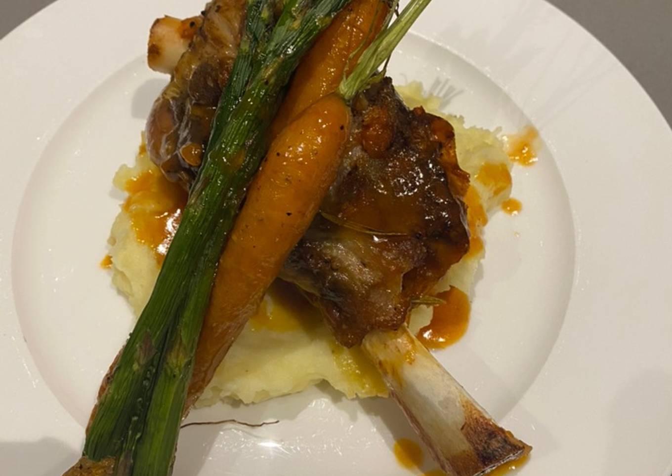 Lamb shank (sengkel kambing)