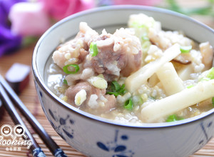 鮮筍香菇排骨養生粥【我與大同的美味料理】 的食譜成品照片