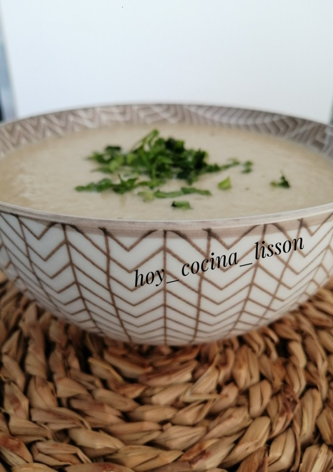 Una foto de Crema de berenjena