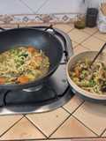 Sopa de fideus Udon amb verdures