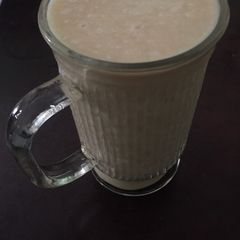 A picture of Sapota milk shake.