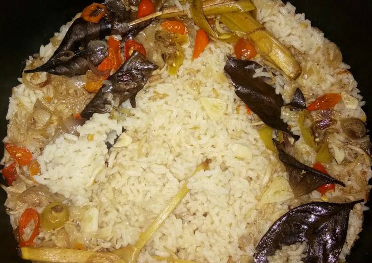 Resep Nasi liwet teri medan rice cooker yang Menggugah Selera