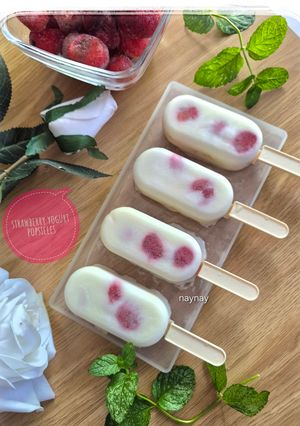 Foto resep Strawberry Yogurt Popsicles