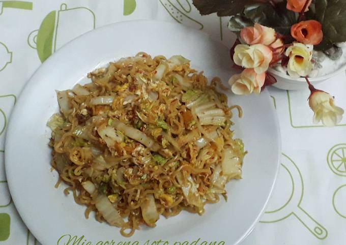 Mie goreng soto padang