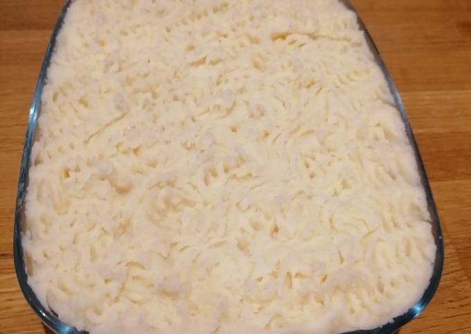 How to Make Speedy Easy fish pie