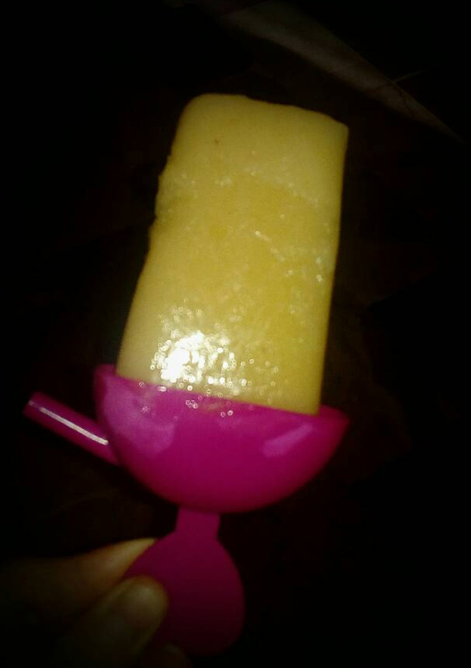 Una foto de Paletas de Hielo Sabor Guayaba