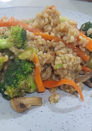 Una foto de Arroz Integral Salteado