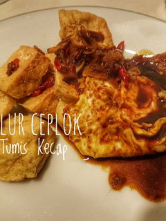 Foto resep Telur Ceplok Tumis Kecap