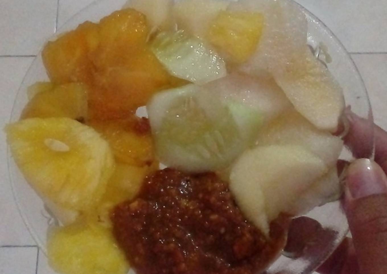 Rujak (Indonesian Fruit Salad with peanut sauce)