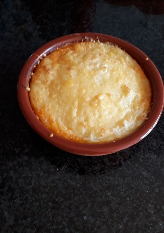 Una foto de Pastel de carne y tomate frito