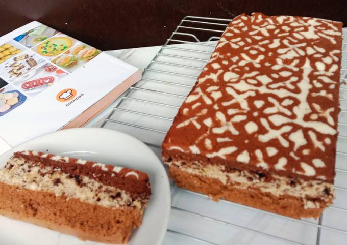 Resep Trio Cocomoca Batik Cake Oleh Herlyna Dhitian Cookpad