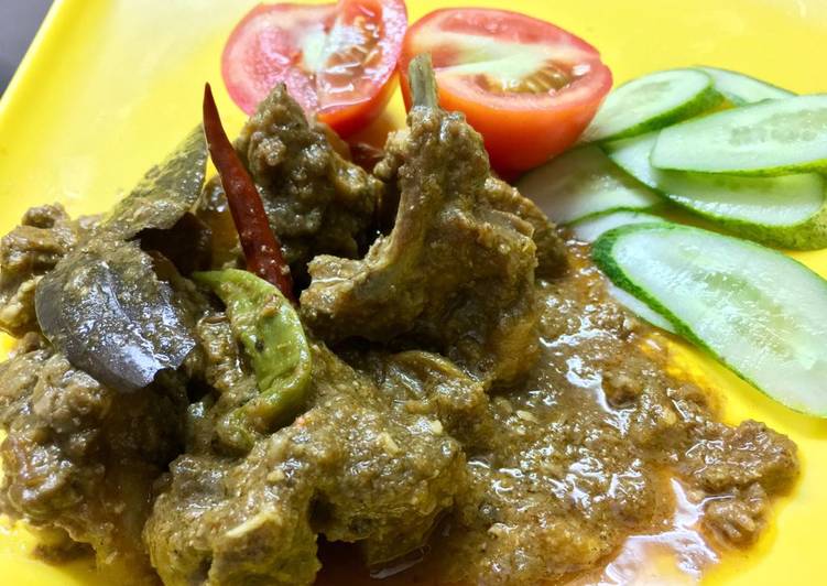 Sabz Gosht.(green mutton curry)