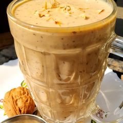 A picture of Almond walnut and date milk shake.