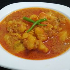 A picture of Tari wala Dahi-Aloo.