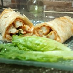 A picture of Nuggets paratha roll.