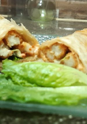 A picture of Nuggets paratha roll.
