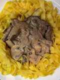 Stroganoff fehérpecsenyéből tagliatellével