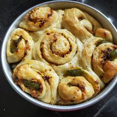 Cheese-Garlic rolls A picture of Cheese-Garlic rolls.