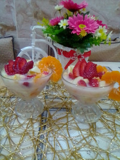 صورة لوصفة سلاطة الفواكه المتنوعة شكلا و مذاقا 🍌🥭🍊🍑🍓🍋🍎