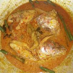A picture of Gulai ikan kakap.