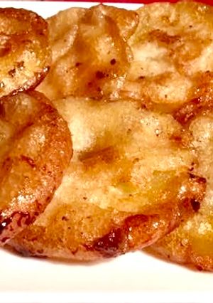 A picture of Apple Malpua.