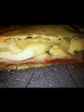Tarta de jamón, queso y tomate
