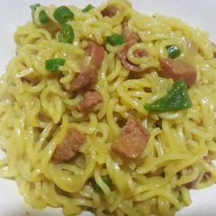 A picture of Noddles competition.