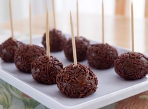 Foto resep Bola Bola Coklat Biskuit Marie