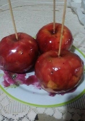 Una foto de Manzanas acarameladas 🍎