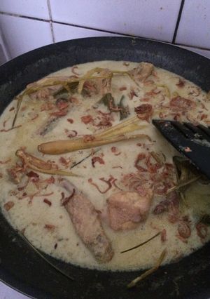 Foto resep Opor ayam kampung simple & mudah