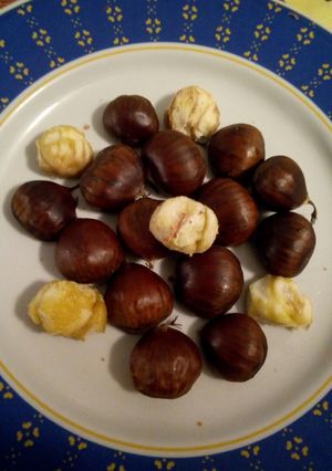 Foto di Castagne cotte in pentola