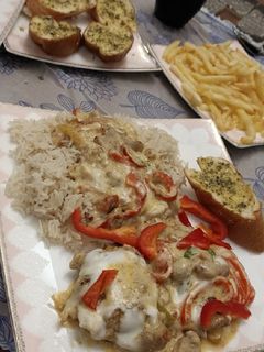 صورة لوصفة أسرع و احلي فراخ بالوايت صوص