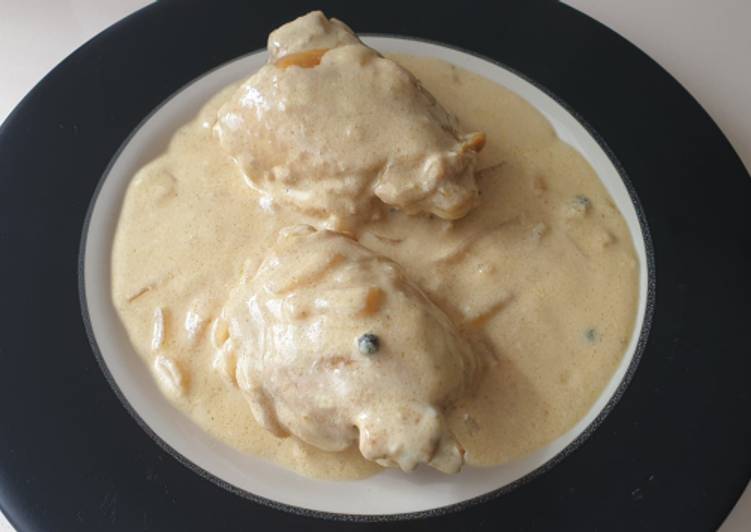 Contramuslos de pollo al curry con cerveza