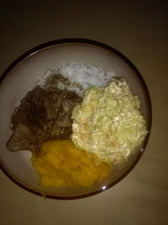 A picture of Fried cabbage salad with mayonnaise.