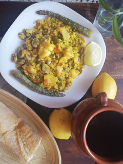 Una foto de Arroz con Bacalao y Habas