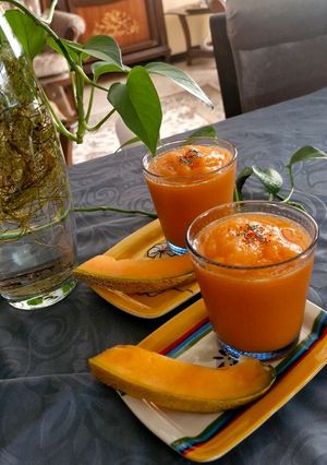 عکسی از دستور یخ دربهشت طالبی 🍈